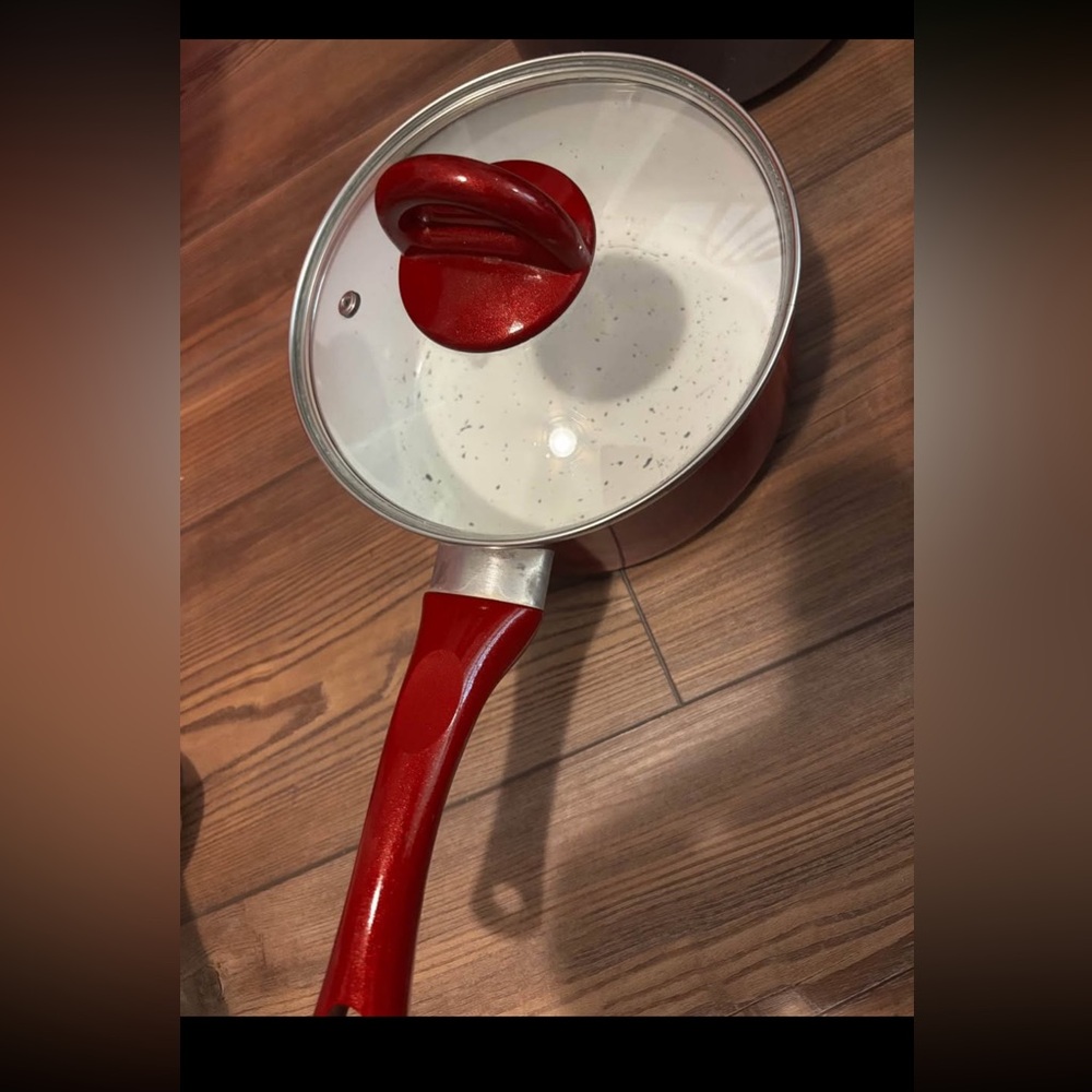 Red Non-Stick Saucepan with Lid